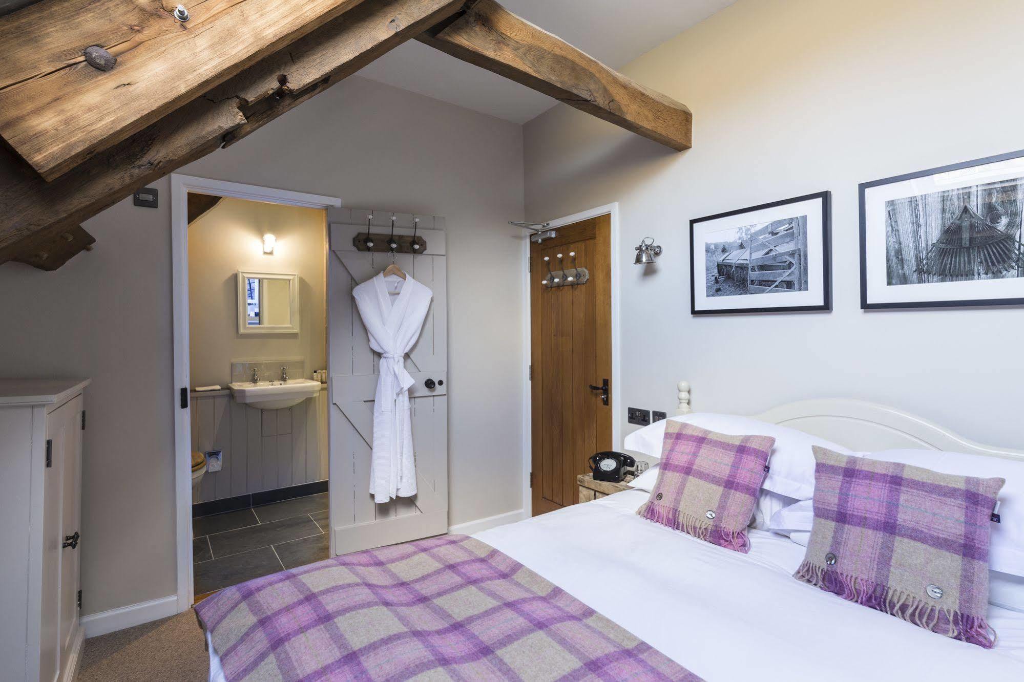 Tudor Farmhouse Hotel Clearwell Buitenkant foto